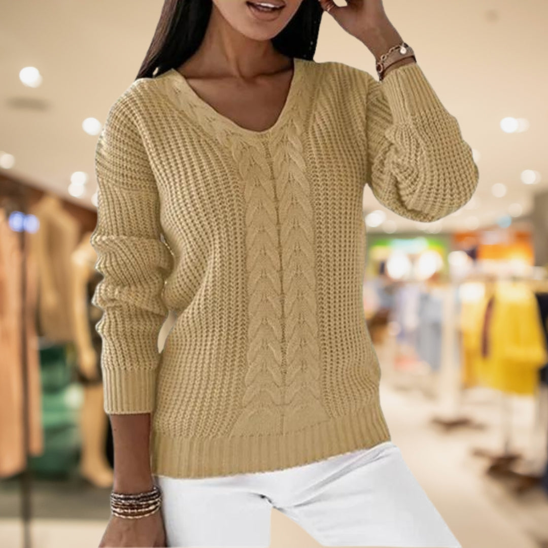 ISLA | CABLE KNIT V-NECK SWEATER