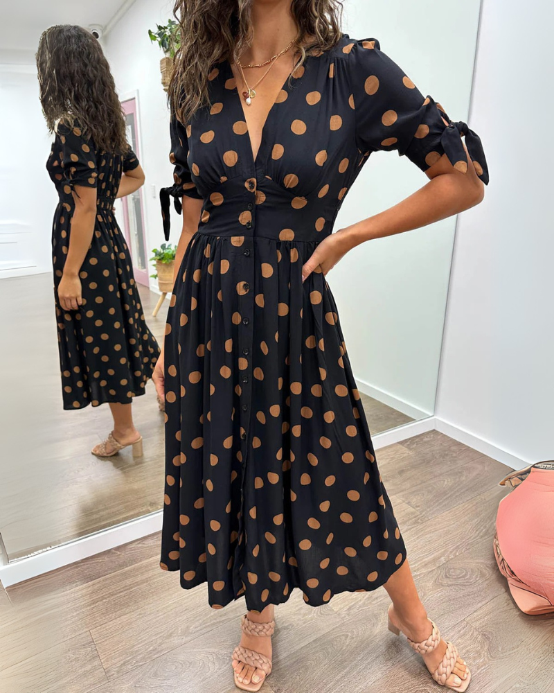 Aika | Polka Dot Dress with a Flared Bottom