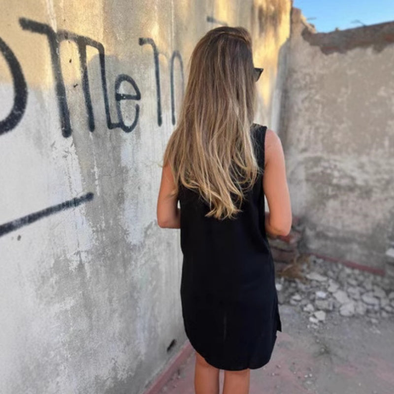 Lily Classic Sleeveless Dress